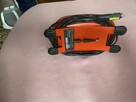 Kompresor samochodowy Black & Decker ASI200 - 2