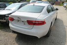 Jaguar XE - 3