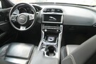 Jaguar XE - 7