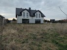 Dom Bliźniak z garażem i ogrodem , 6 pokoi , Różyny -11km od - 3