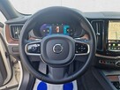 Volvo XC 60 B4 D AWD Plus Dark! Z Polskiego Salonu! Faktura VAT! - 16