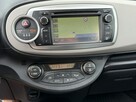 Toyota Yaris 1.33i 99KM Soll/Nawigacja/Kamera cofania/Dach Panoramiczny/SalonPL/Alu - 16