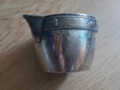 Metalowy mlecznik antyk