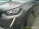 mały suv peugot model 2008 rok prod 2020..