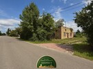 Urokliwe siedlisko z budynkiem z czerwonej cegły - 1