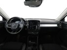 Volvo XC 40 2.0T4 Automat Momentum Nawigacja Tempomat Grzana Kierownica Kamera LED - 15