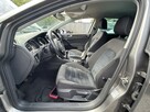 Volkswagen Golf - 5