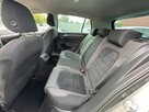 Volkswagen Golf - 9
