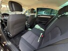 Volkswagen Passat - 15