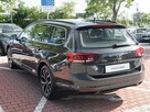 Volkswagen Passat DW5VX22#1.5 TSI EVO Business DSG Aktywny temp Cz.park Salon PL VAT23% - 4