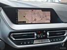 BMW 118i Advantage 140km PDC klima NAVI serwis BEZWYPADEK 2020 - 16