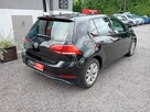 Volkswagen Golf - 5
