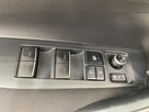 Toyota Corolla 1.8 Hybrid GPF Comfort Sedan - 13