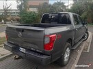 Nissan Titan 400KM 4x4 - 5
