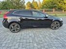 Volvo V40 2.0d 190km R-DESIGN navi full led chromy - 12