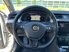 Volkswagen Passat - 16