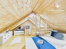 Dom rekreacyjny nad jeziorem w cichej okolicy - 9