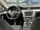 Volkswagen Passat Variant TopLED! Navi, Kamera, Grzane fotele, Radar, Masaż, GWARANCJA, Serwis! - 10