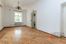 Piętro w kamienicy | 800 m2 - 10