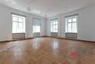 Piętro w kamienicy | 780 m2 - 5
