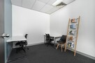 Prywatne biuro dla 3 osób w Regus Jaracza - 2
