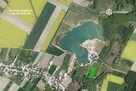 Piękna działka koło lasu z własnym jeziorkiem | - 1