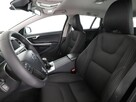 Volvo V60 2.0D 6MT Klimatyzacja Nawigacja Tempomat Elektryka ParkAssist LED - 13