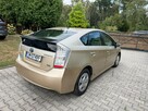 Toyota Prius - 3