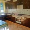 Dom piętrowy z dużą działką w spokojnej okolicy - 7