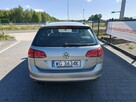 Volkswagen Golf - 8