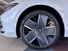 Volkswagen Passat R-Line Plus 2.0 TSI 204KM automat pakiet IQ.DRIVE Hak holowniczy - 8