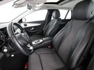 Mercedes E 220 Automat Avantgarde Navi Tempomat Grzane Fotele Multibeam Kamera HUD - 13