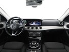 Mercedes E 220 Automat Avantgarde Navi Tempomat Grzane Fotele Multibeam Kamera HUD - 15