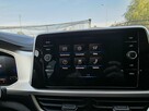 Volkswagen T-Roc serwis ASO, nawigacja, Full Led - 16