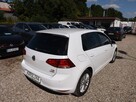 Volkswagen Golf - 6