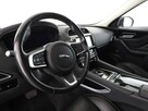 Jaguar F-PACE xenon+led 4X4 automat meridan navi kamera skóra - 14
