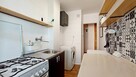Kawalerka z oddzielną kuchnią i balkonem- Solec 79 - 4