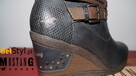 Nowe oryginalne kozaki Mustang Shoes 39C075 - 4