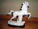 Figurka konia z poliresingu - 3