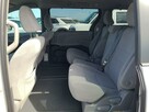 Toyota Sienna 3.5 LE - 10