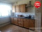 Duże z z ogrodem i dwoma garażami po remoncie - 5