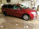 Chrysler Town & Country Touring L - 3