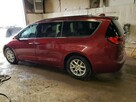 Chrysler Town & Country Touring L - 4