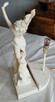 Angielska figuralna lampa w stylu Art Déco Kobieta z pochodn - 9