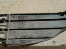 Kratka w zderzak przedni Ford Focus mk1 - 3