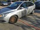 Ford Focus 1.6 benzyna - 8