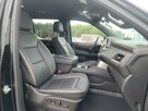 Chevrolet Suburban Premier - 8