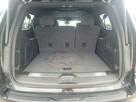 Chevrolet Suburban Premier - 13