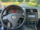 Volkswagen Golf - 8
