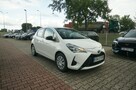 Toyota Yaris HYBRID 100 ACTIVE, Salon PL, FV23%, DW6FH88 - 3